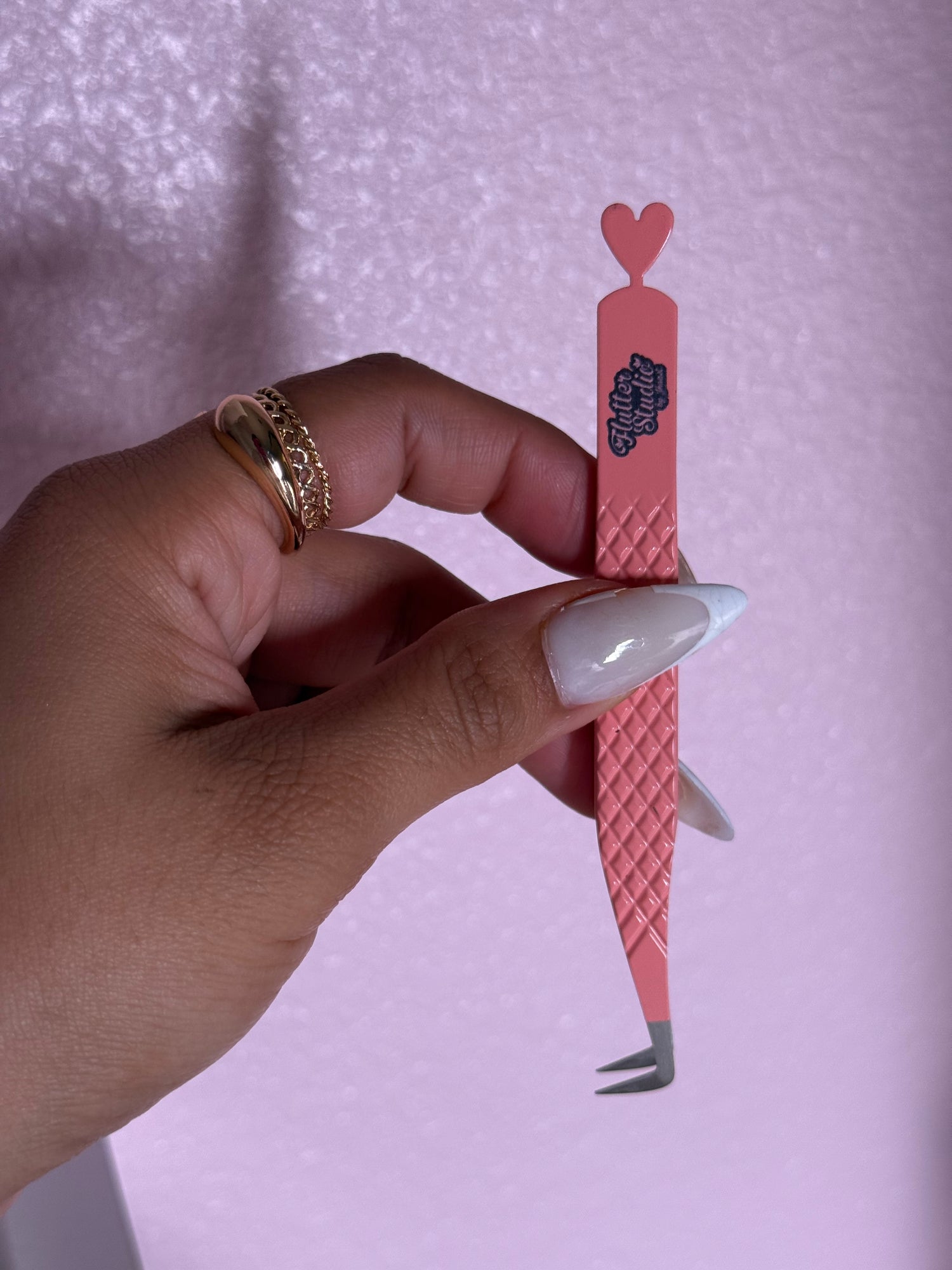 Tweezers